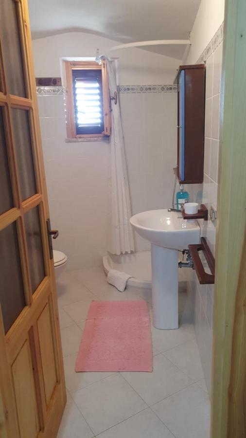 Apartamento Casa Vacanze Al Borgo Antico Aieta Exterior foto